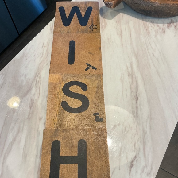 CHRISTMAS 4 PC WOODEN WORD "WISH" WALL/TABLE DECOR - Picture 3 of 10